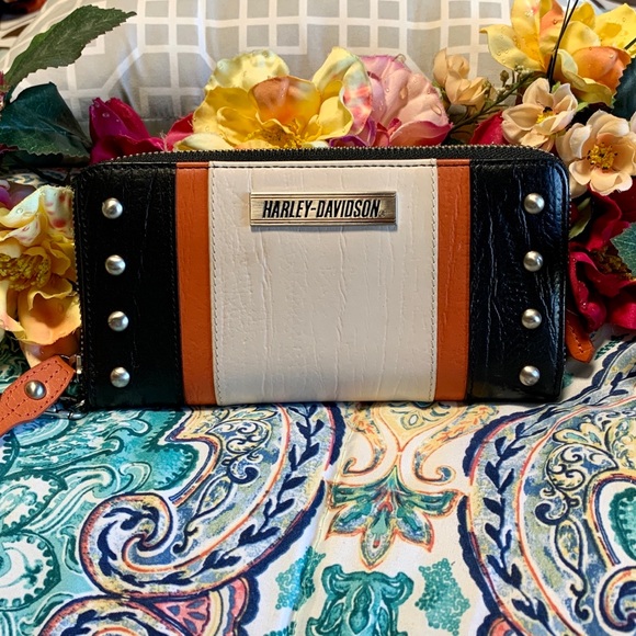 Handbags - 🤗 Harley Davidson Wallet.
